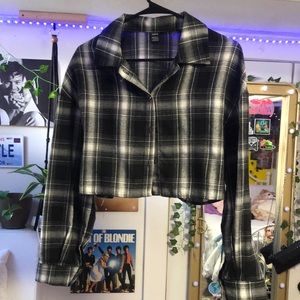 Shein size large black and white flannel